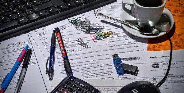 bookkeeper-1016299_640