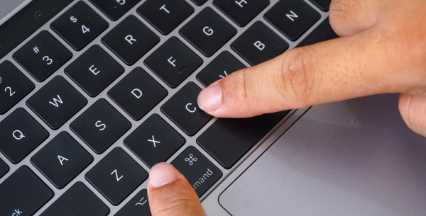 איך להפוך את סוף שנת המס מסיוט בירוקרטי ללחיצת כפתור אחת