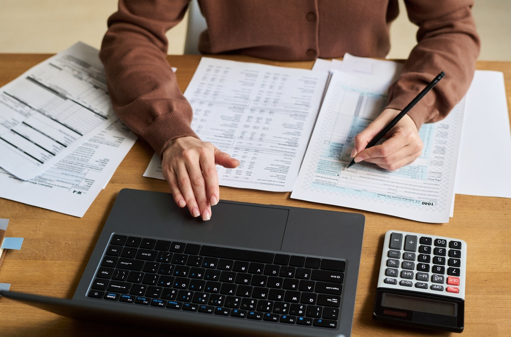 המדריך להסדרת הבלבול בין חשבונית עסקה לחשבונית מס קבלה