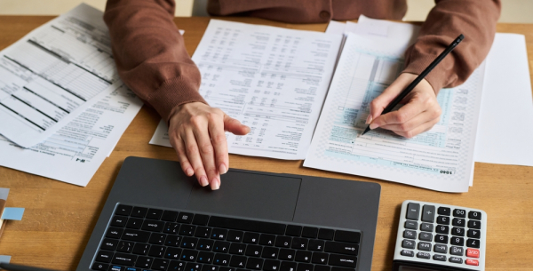 המדריך להסדרת הבלבול בין חשבונית עסקה לחשבונית מס קבלה