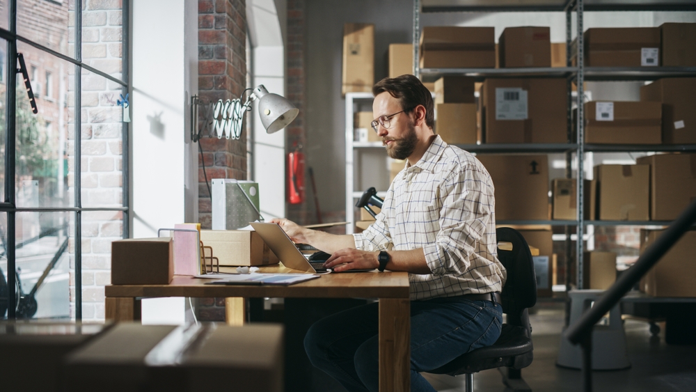 איך להתחיל את הקריירה כעצמאי בלי לטבוע בבירוקרטיה